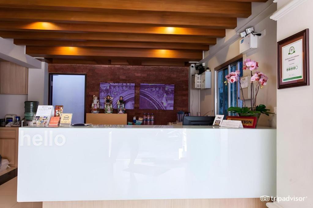 Chinotel Phuket Exterior photo